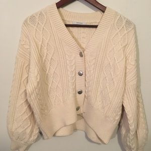 Balloon Sleeve Cropped Cable knit cardigan